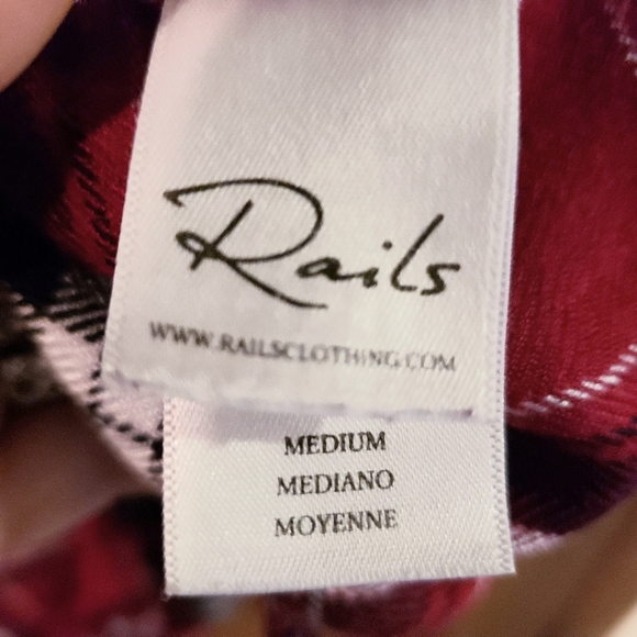 Rails Hunter Plaid Button Down Shirt Red Black White - Picture 5 of 8